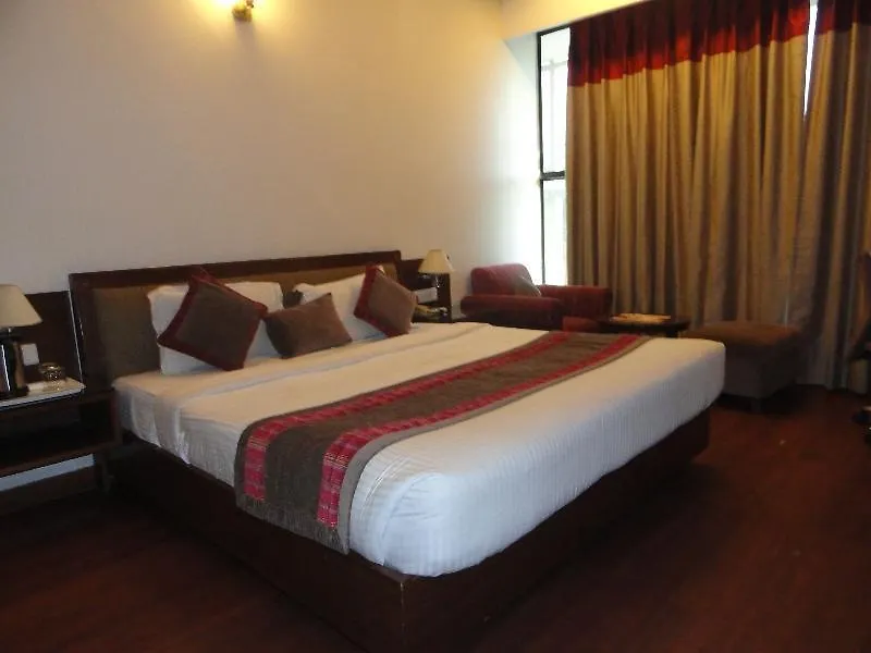 Hotel Shagun Chandigarh Zirakpur