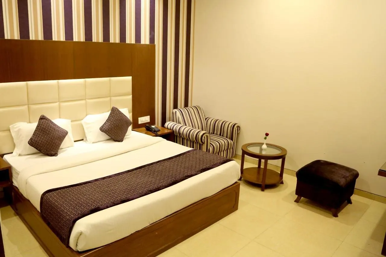 Hotel Shagun Chandigarh Zirakpur