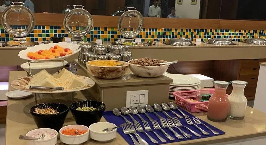 Hotel Shagun Chandigarh Zirakpur
