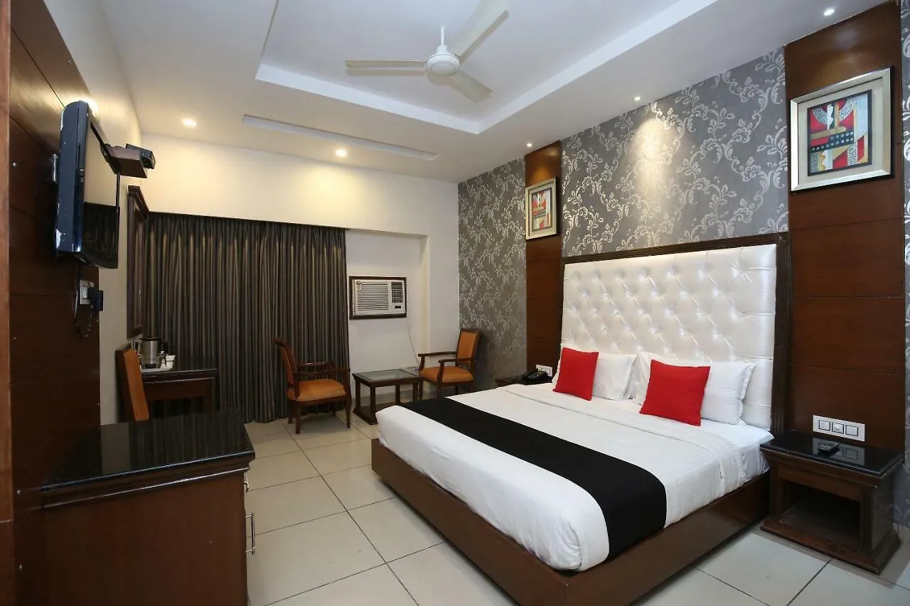 Hotel Shagun Chandigarh Zirakpur